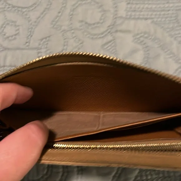 Bvlgari Light Brown Pebble Grain Leather Long Zipper Wallet